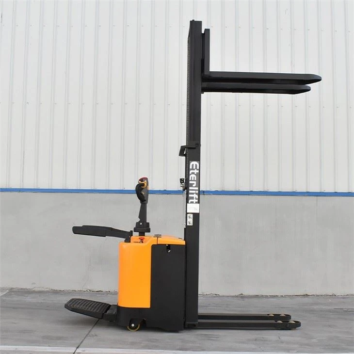 1500kg Loading Capacity Pallet Stacker Forklift